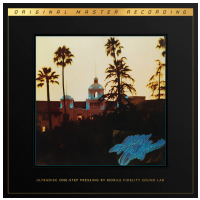 MoFi EAGLES - HOTEL CALIFORNIA 45 RPM