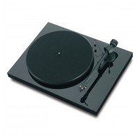 ProJect Debut III DC Piano + OM5e